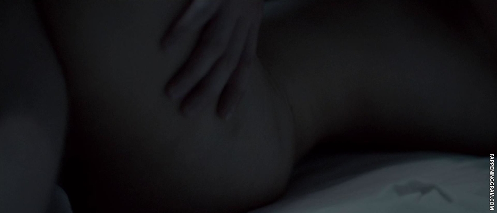 Офелия Ловибонд сиськи