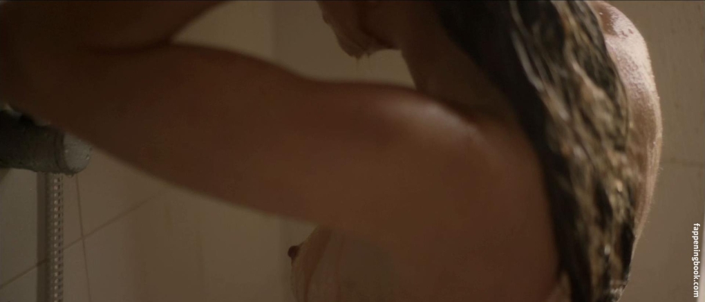 Офелия Люси Ловибонд ню