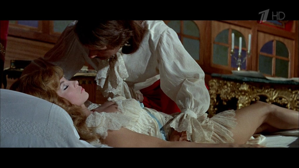 Мишель Пфайффер в молодости голая