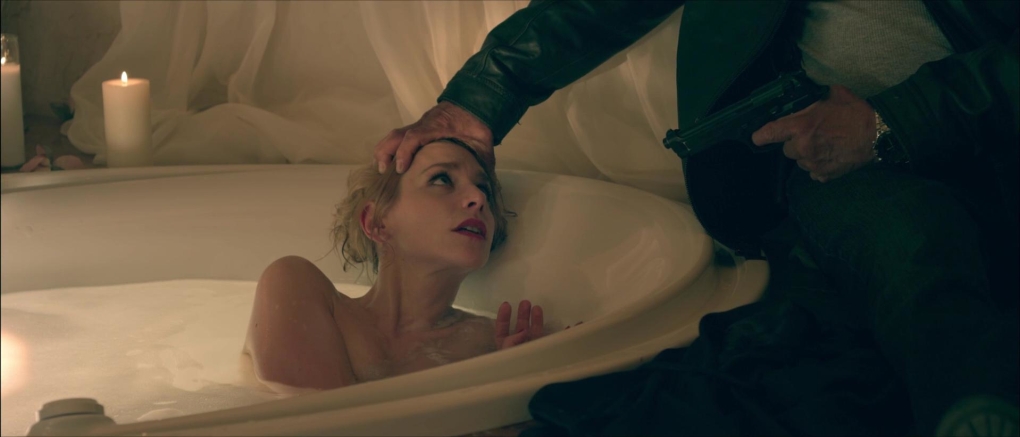 Юлия Дитце golaya