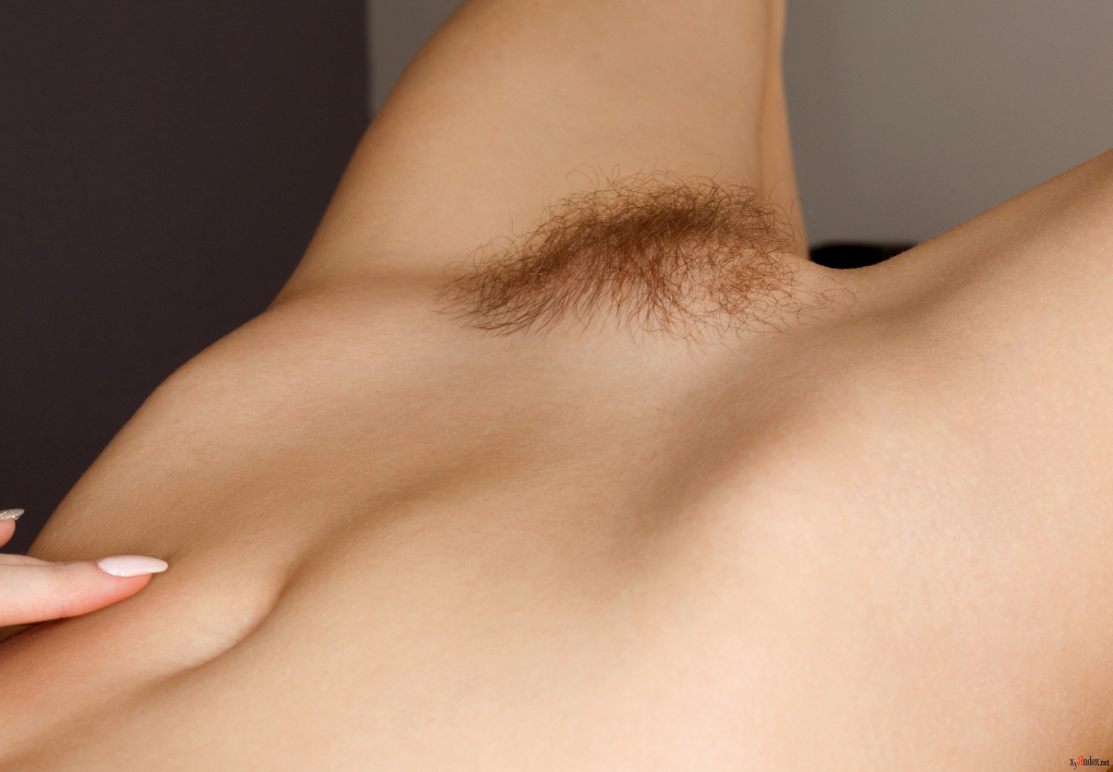 Красивые девичьи лобки