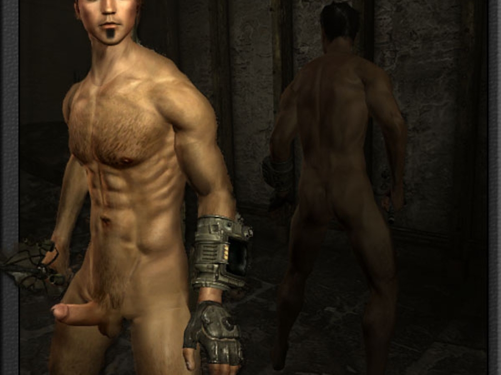 Молодые парни нагишом на природе