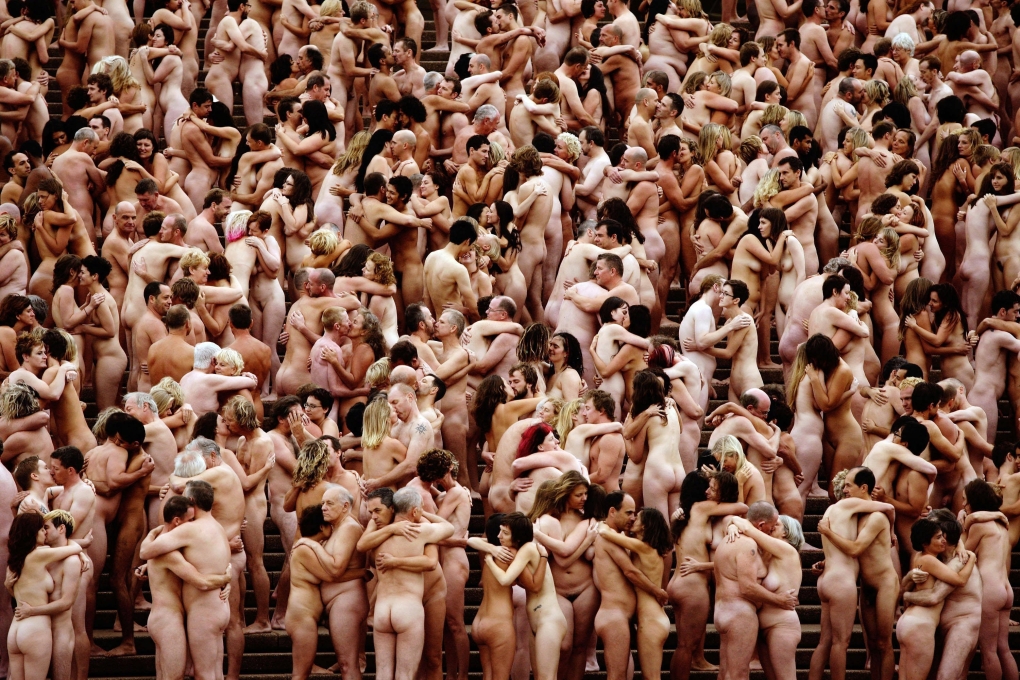 Голая массовка Spencer Tunick