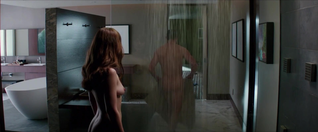 Дакота Джонсон 50 оттенков серого грудь