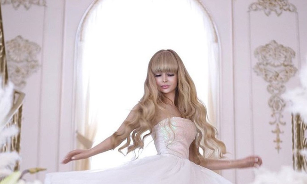 Анжелика Кенова