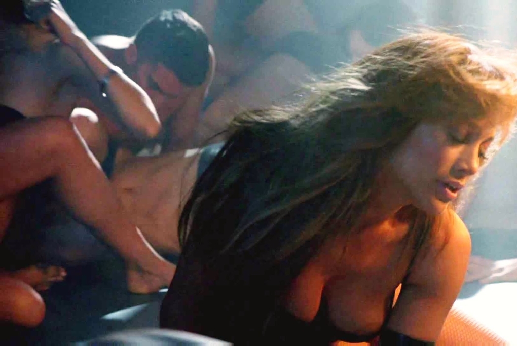 Дженнифер Лопес голая в фильме