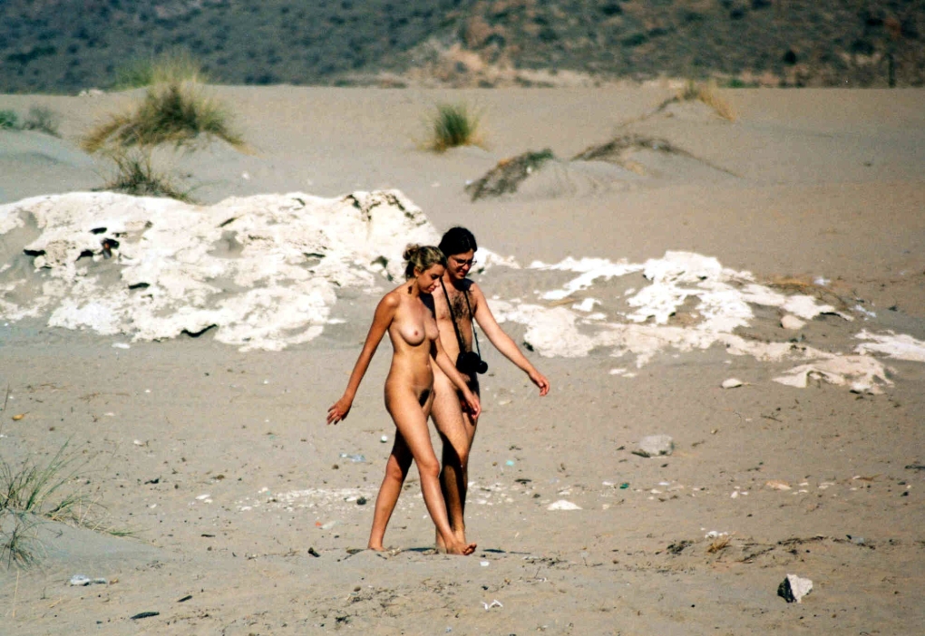 Африканский нудиский пляж