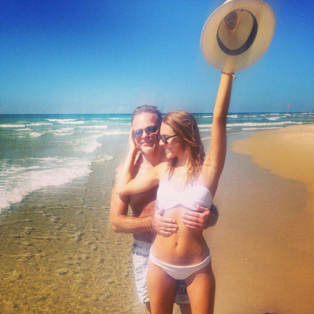 Наталья Подольская в купальнике