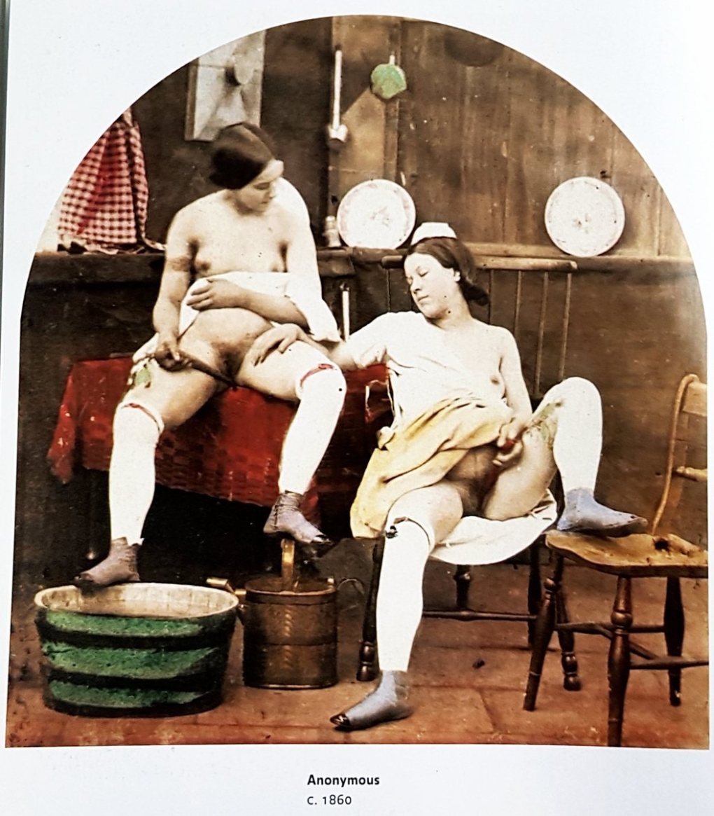 Эротические игрушки в древности