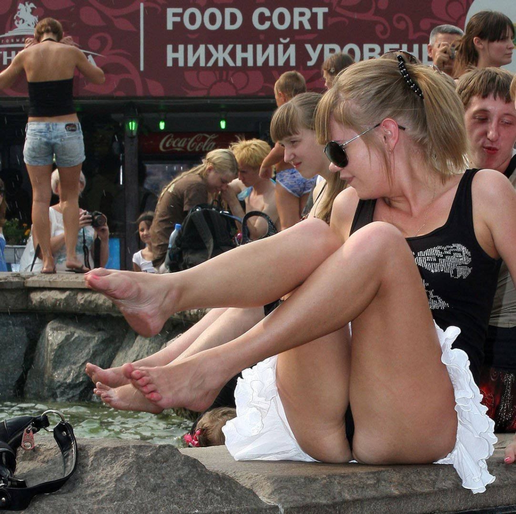 Случайно засветила грудь