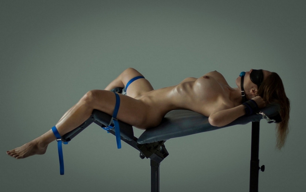 Эротическая фотосессия бдсм