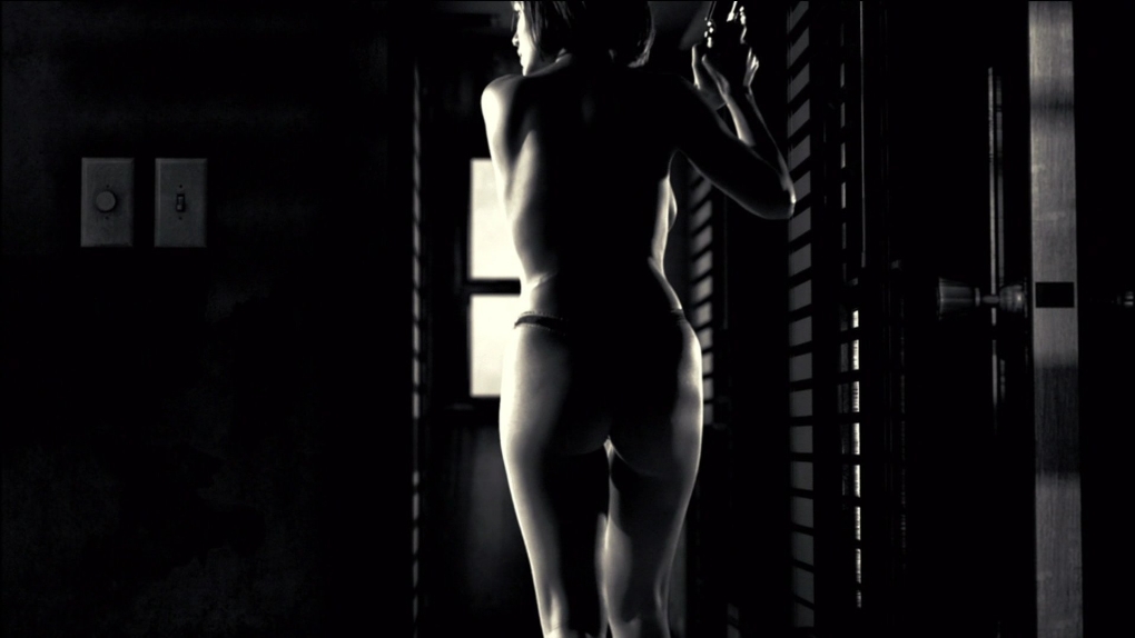 Карла Гуджино город грехов голая