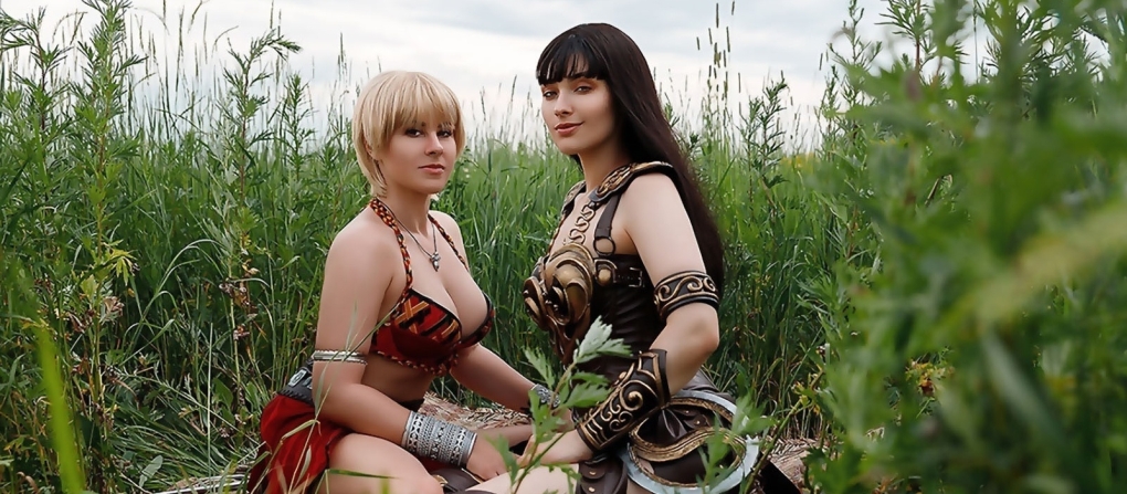 Голые мускулистые амазонки