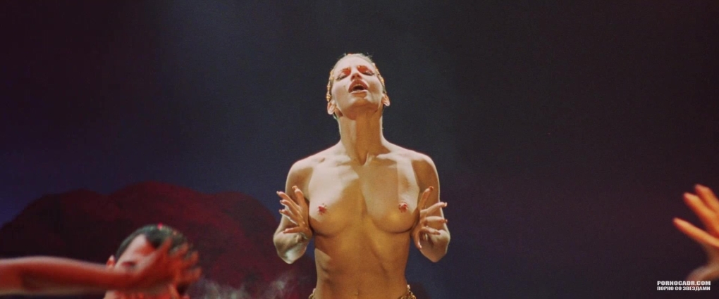 Порнозвезда Джин nude girl -gif