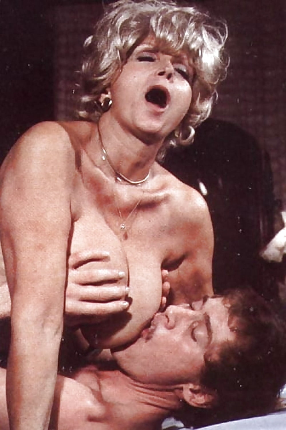 Кэнди Сэмплз и Нативидад