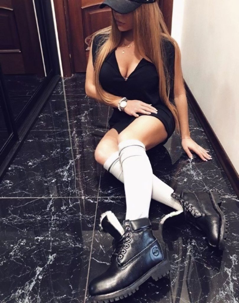 Карина кросс