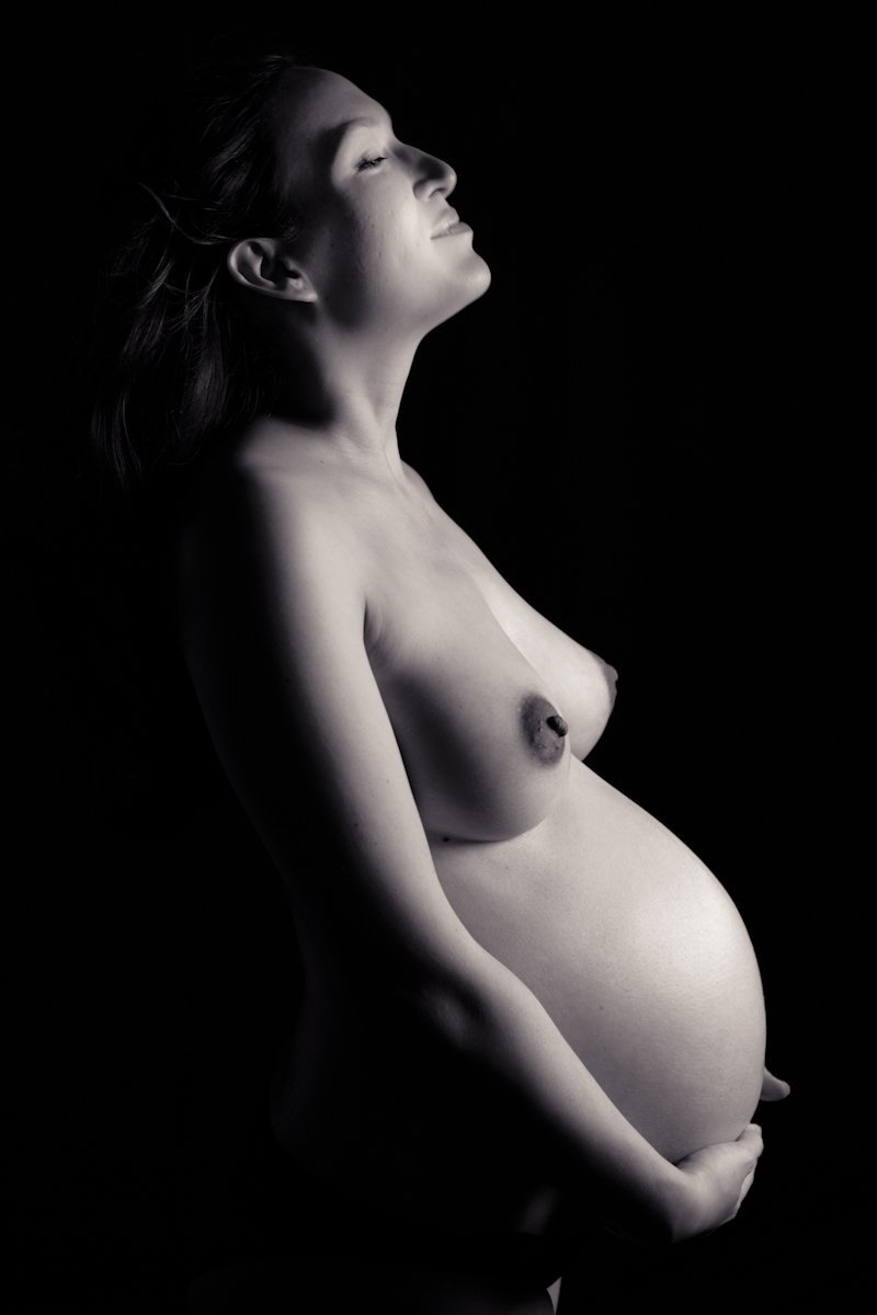 Даниэль Делауней pregnant nude
