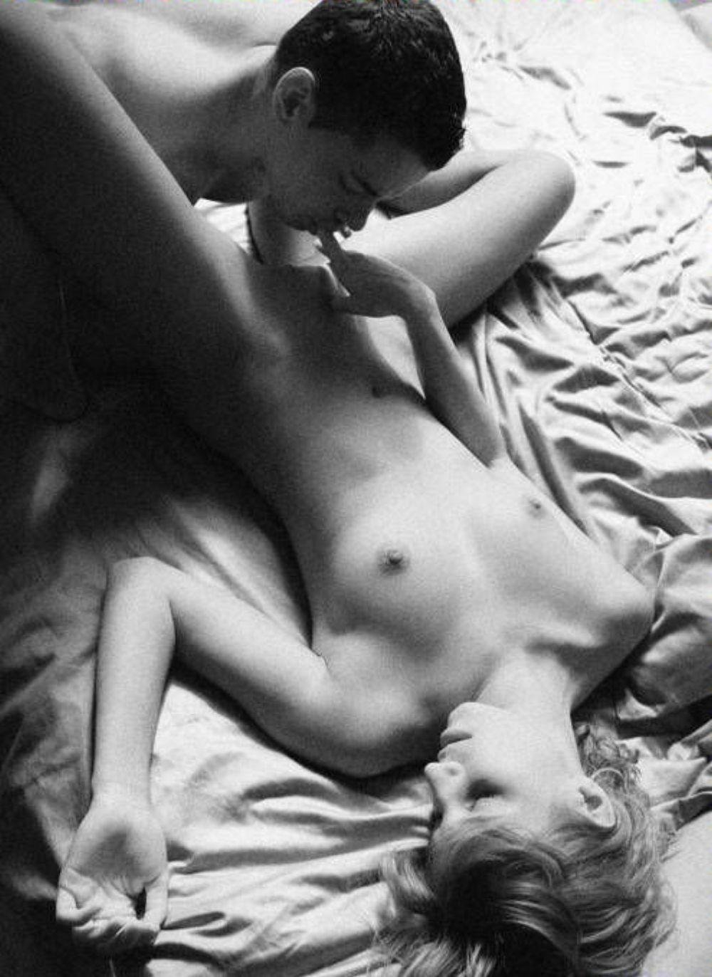 Кунилингус крупным планом