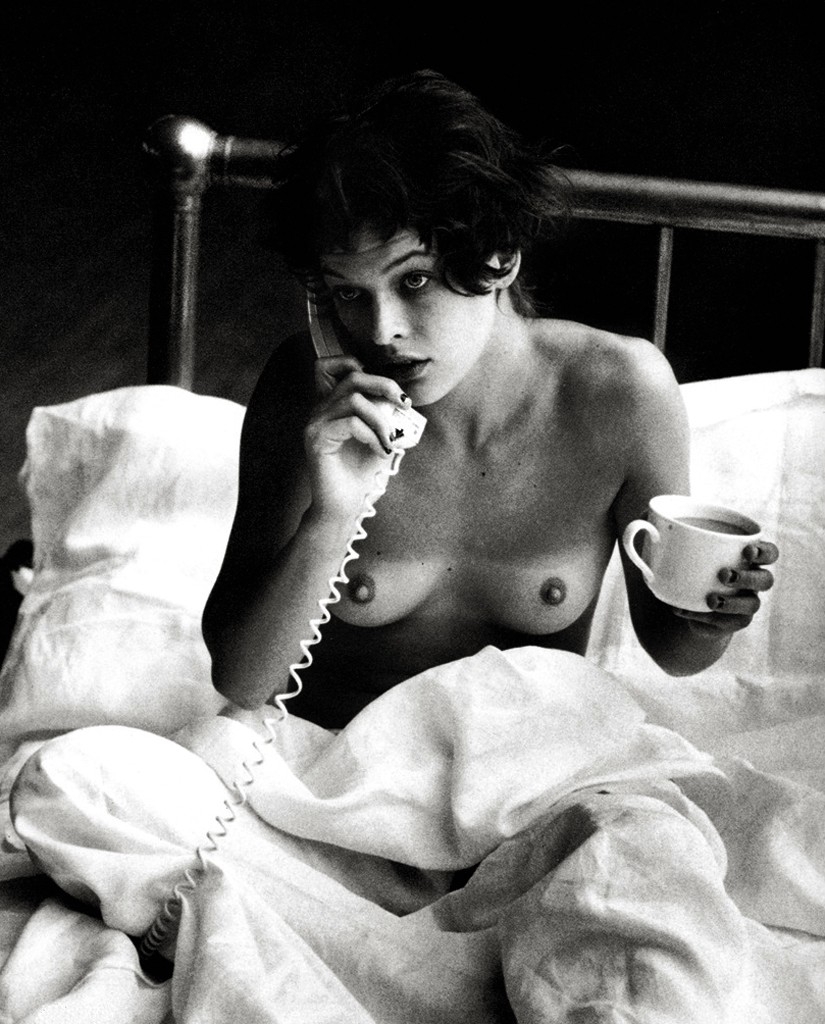 Мила Йовович эро фотосессия