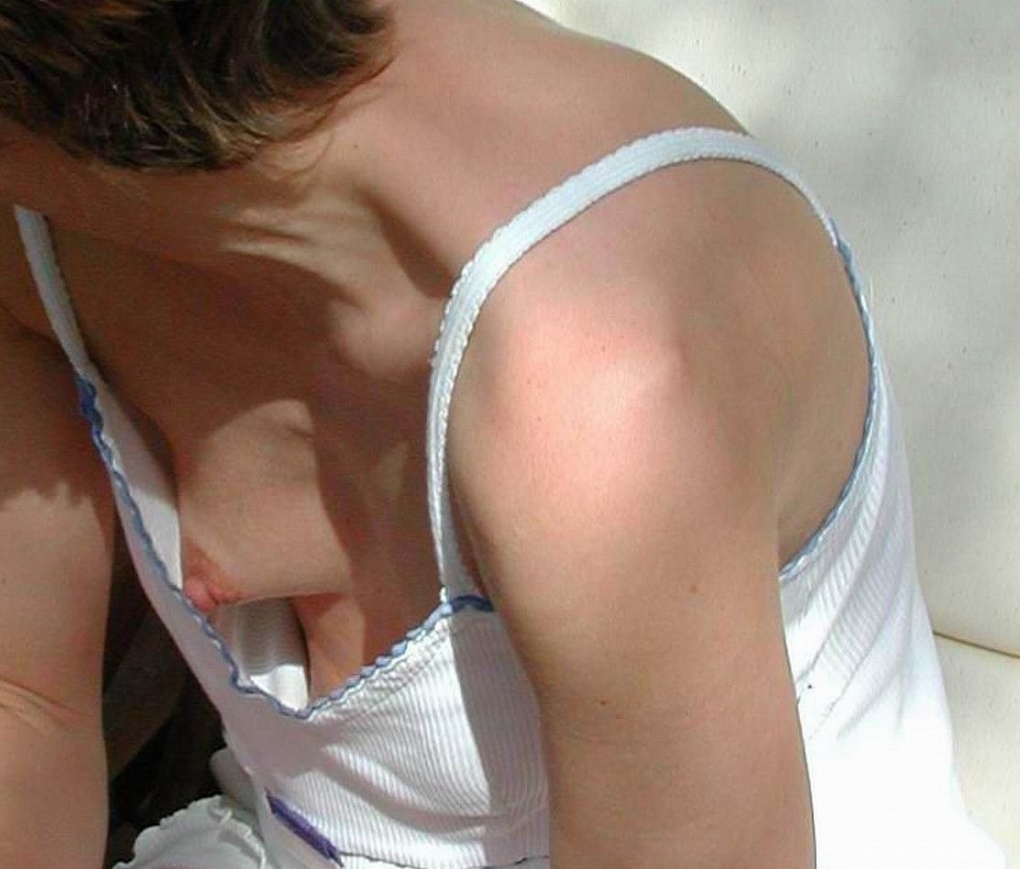 Подглядывание под блузку