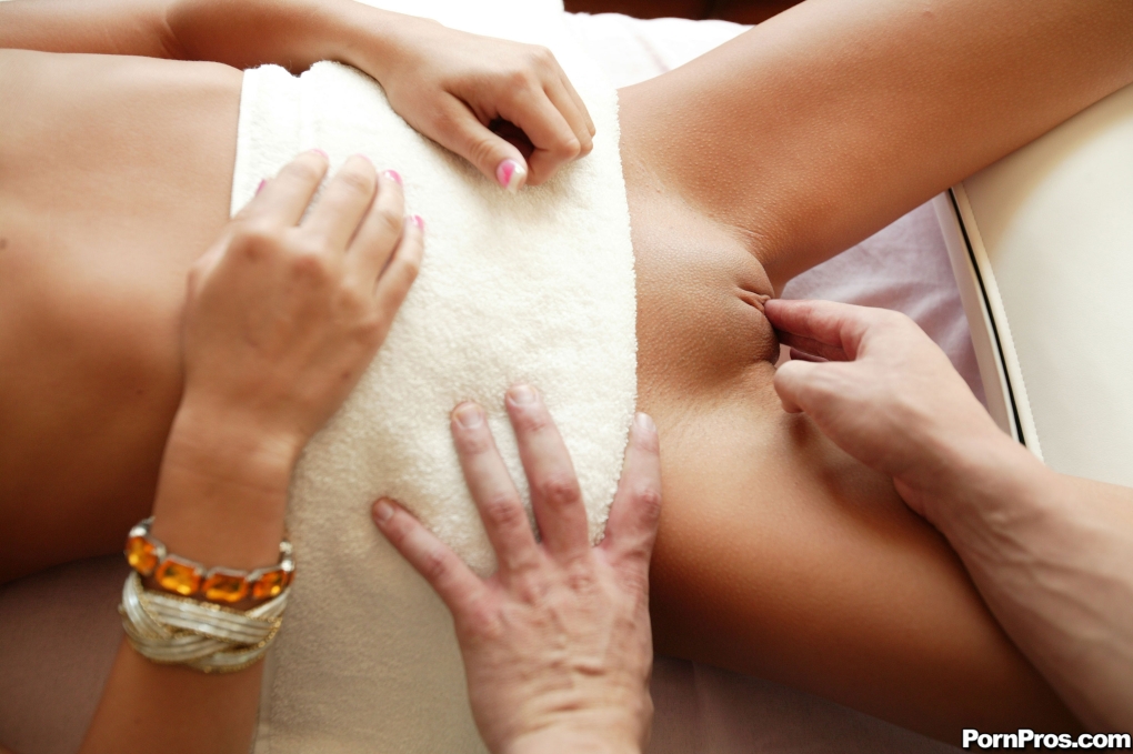 Красивая взаимная мастурбация