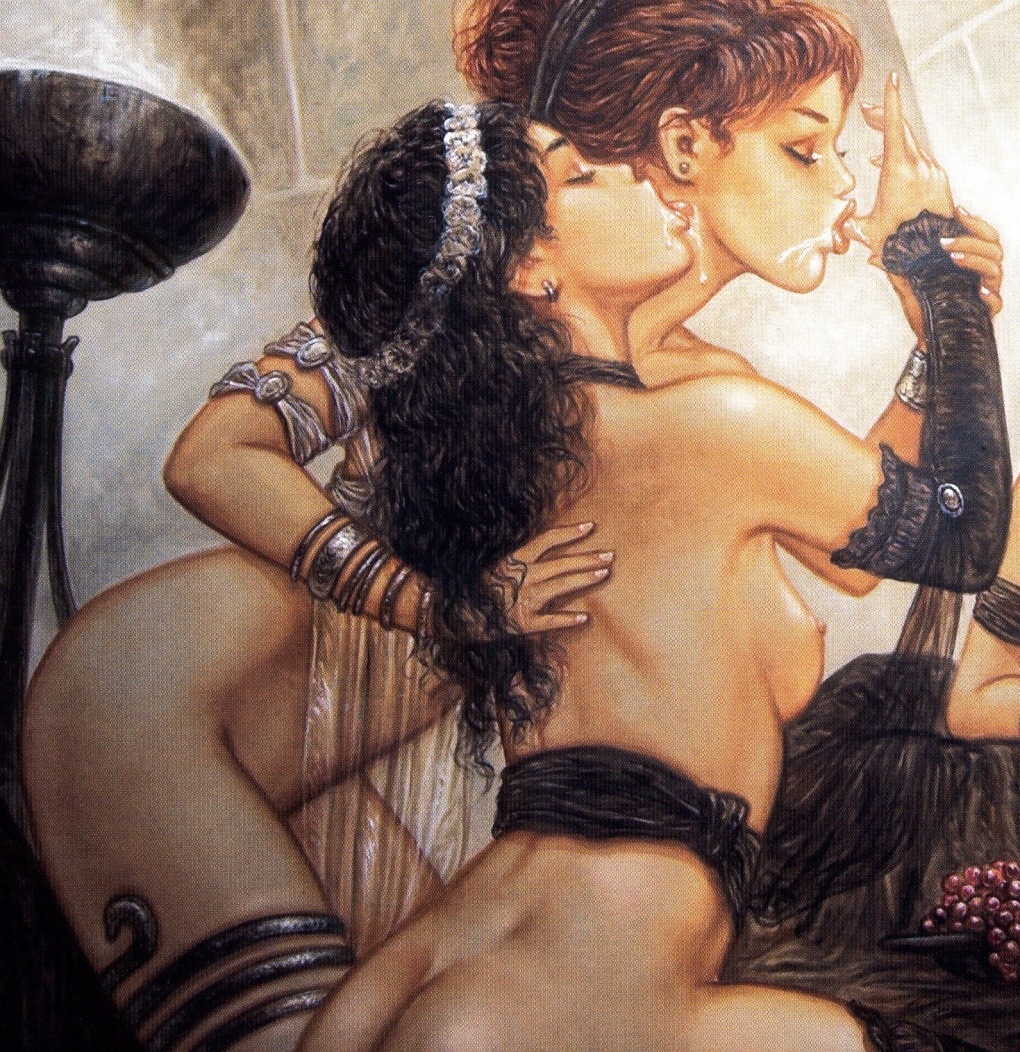 Красивые голые женщины на море