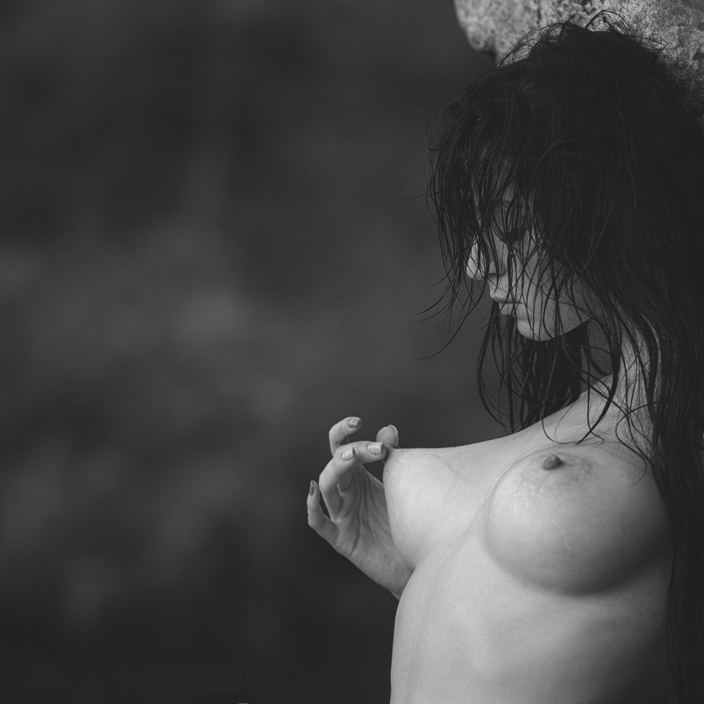 Девушка сумасшедшая ню