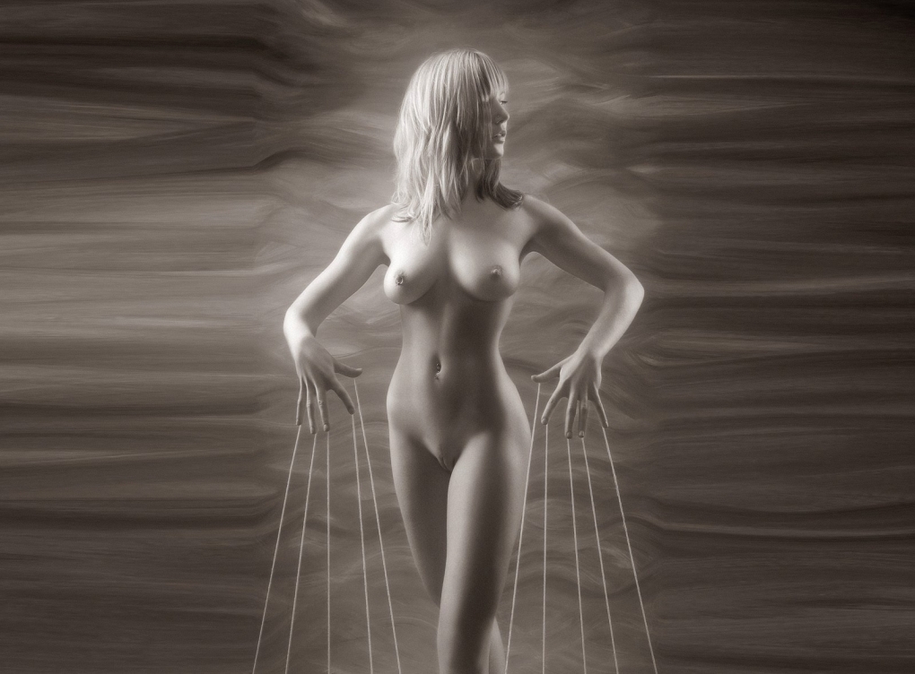 Красивая художественная эротика,блондинка