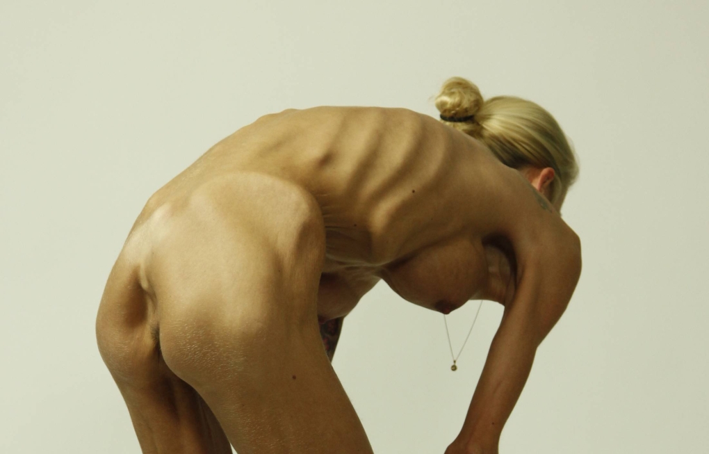 Красивые голые худенькие девочки