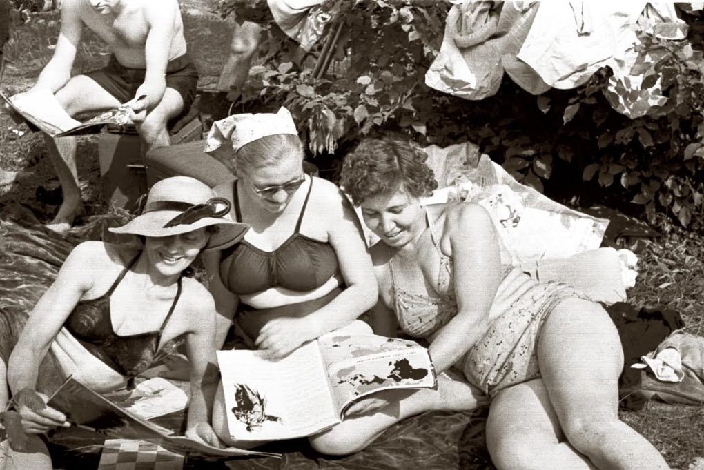 Ретро Советская женщина