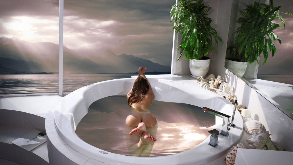 Голые модели в джакузи