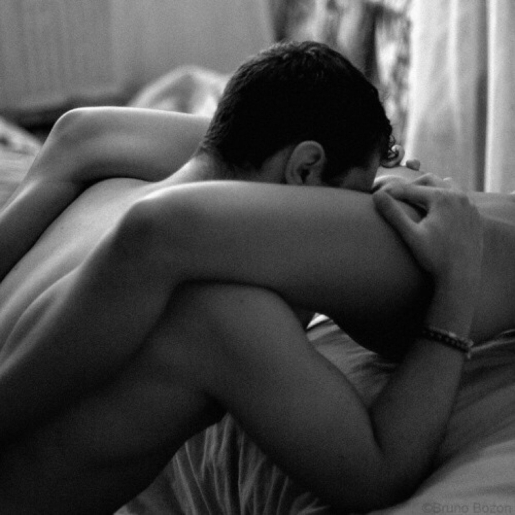 Красивые эротические поцелуи