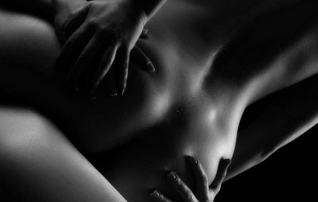 Эротические черно белые