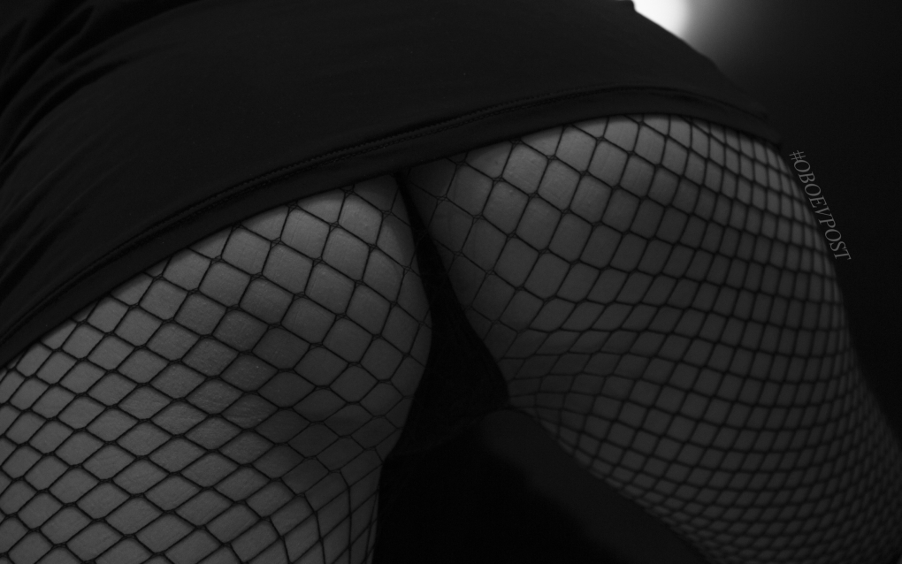 Попки в колготках крупным планом