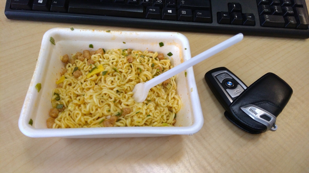 Роллтон лапша готовая