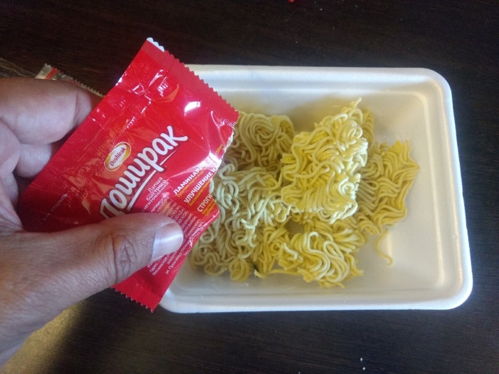 Контейнер для лапши быстрого приготовления