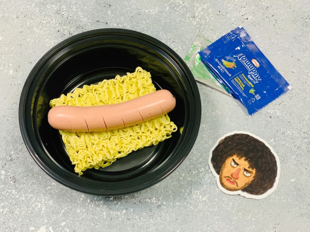 Айфон и доширак