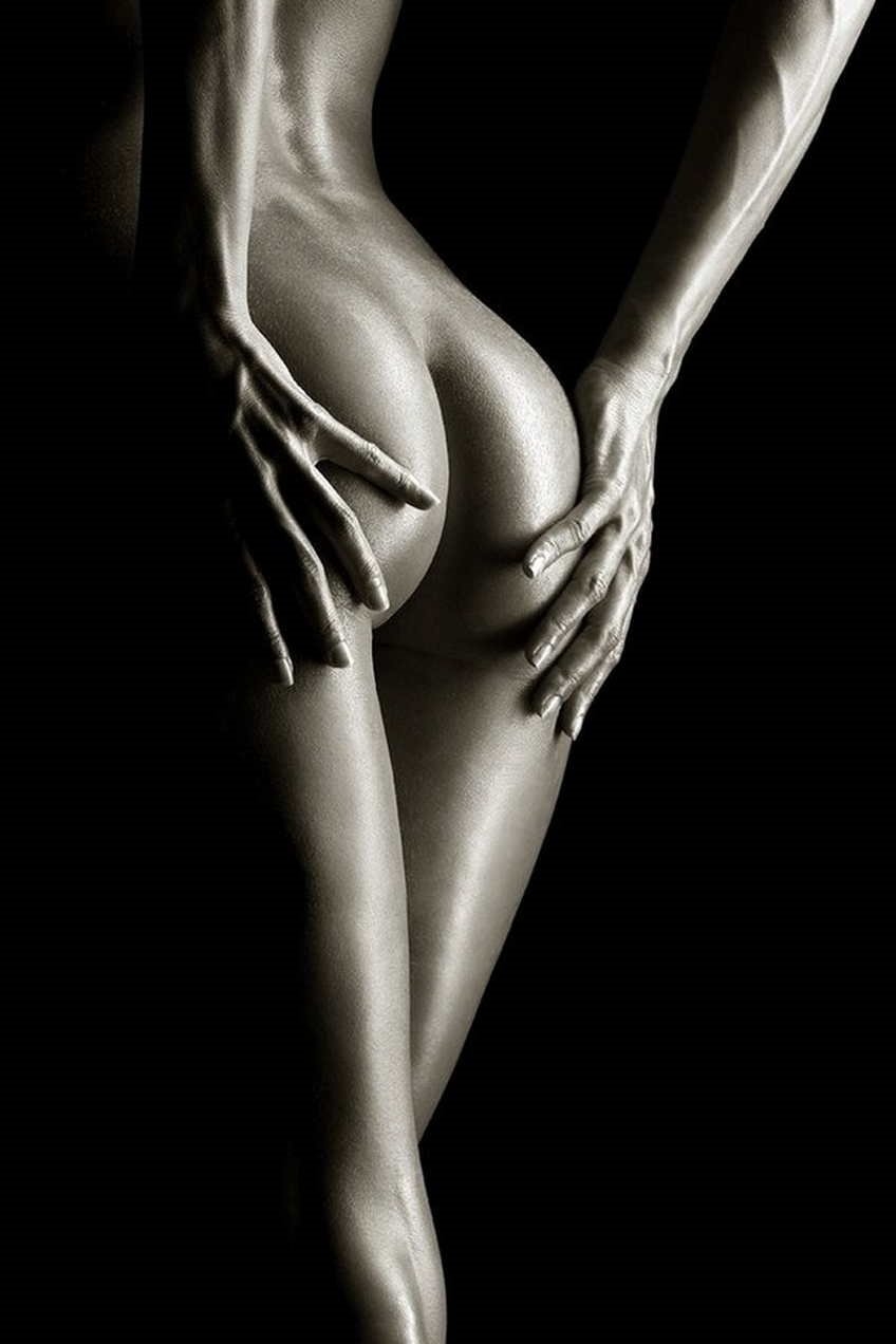 Красивое голое женское тело