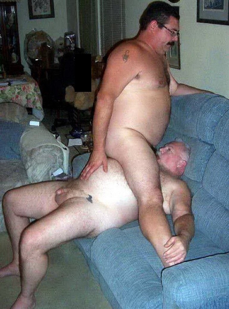 Голые толстые бабы и мужики