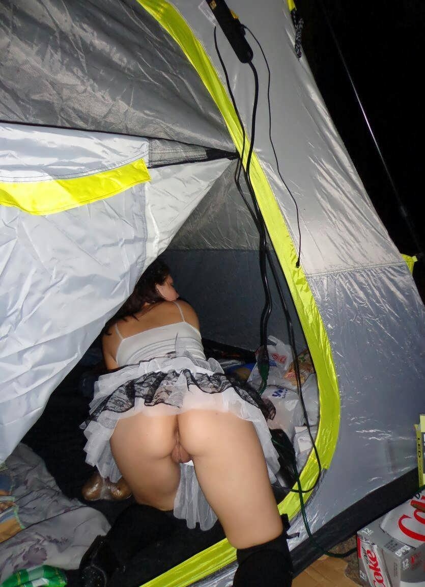 Случайно подсмотрел без трусов