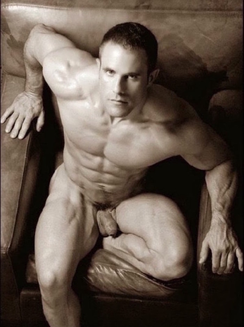 Очень красивые голые мужчины