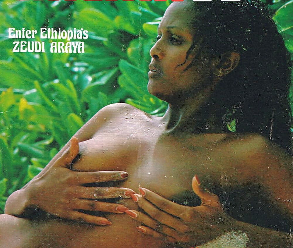 Леди зедуя Айдара Кристальди 18 плюс голая с гладкими местами в постел