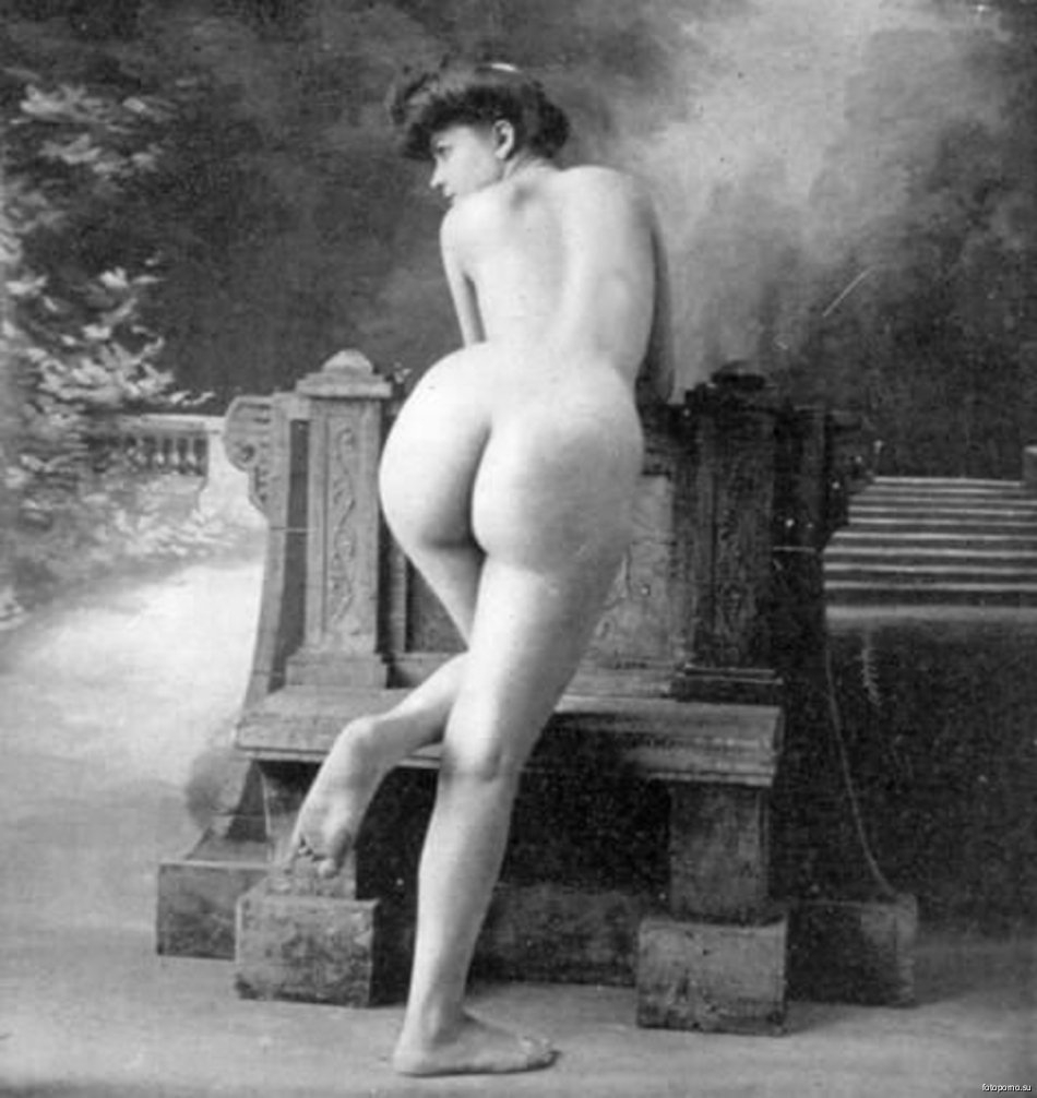 Красивые голые дамы ретро