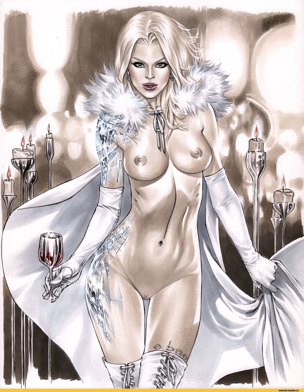 Маленькие сиськи на природе