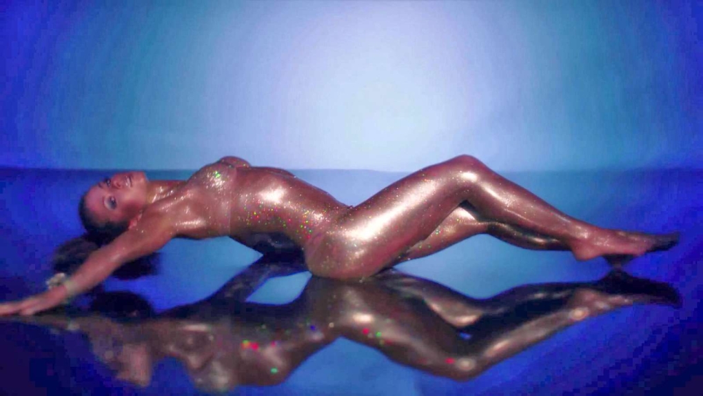 Порнографии певицы Нюши