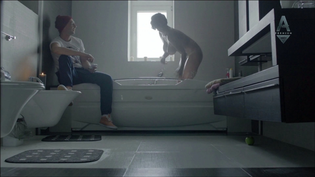 Марион Котийяр обнажёнка