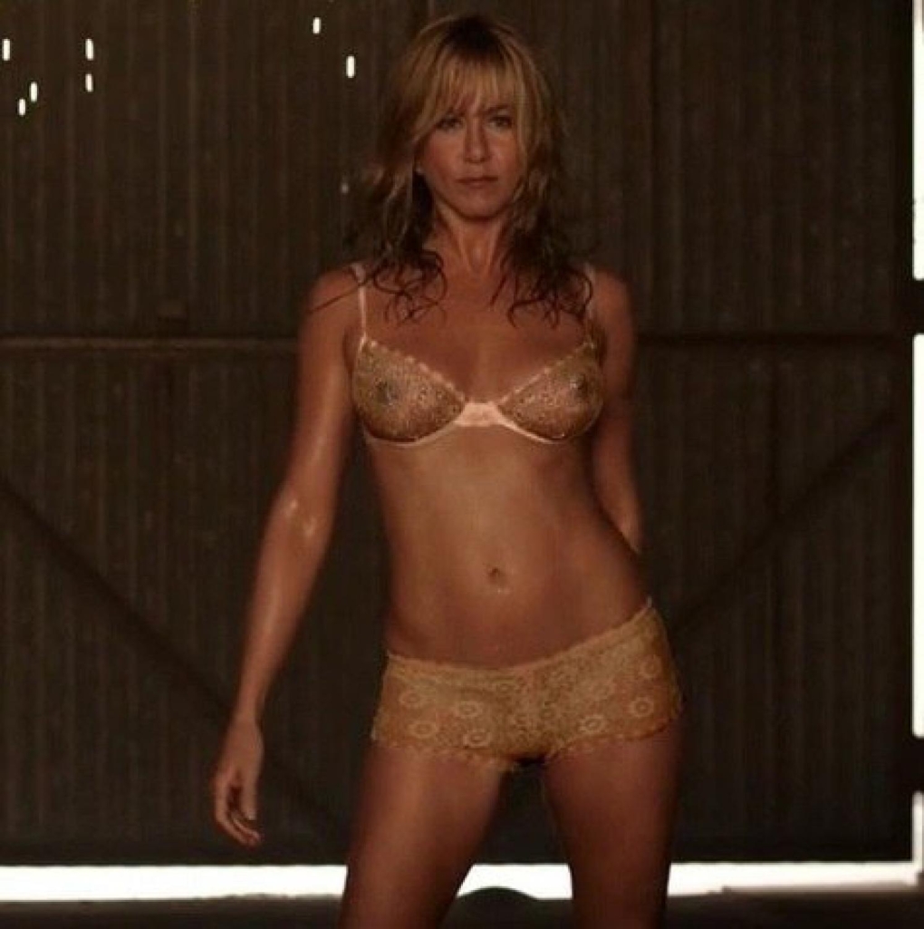 Дженнифер ЭНИСТОНГОЛАЯ