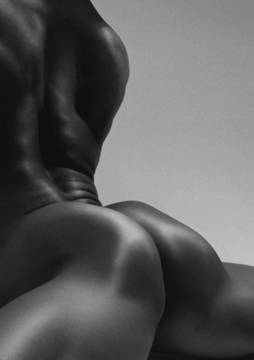 Красивые эротические упругие мужские попы