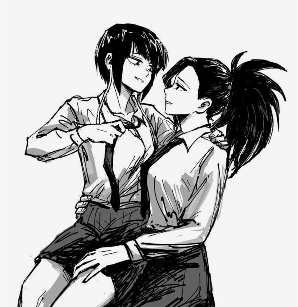 МОМО Яойорозу