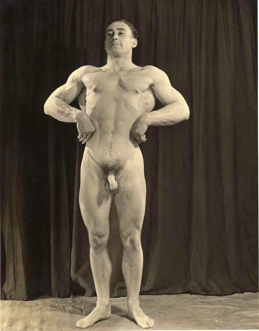 Пол Фриман голый пенис